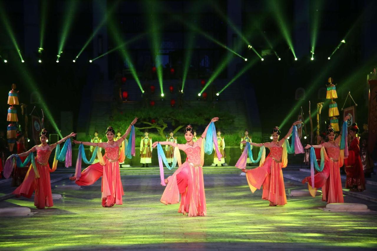 Готель Angsana Xi'An Lintong Екстер'єр фото